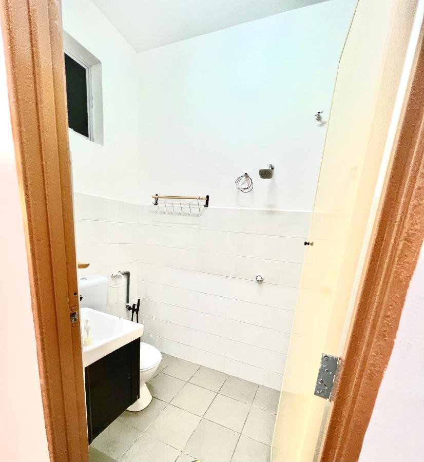 Raees Homestay Kampong Tanjong Minyak Exteriör bild